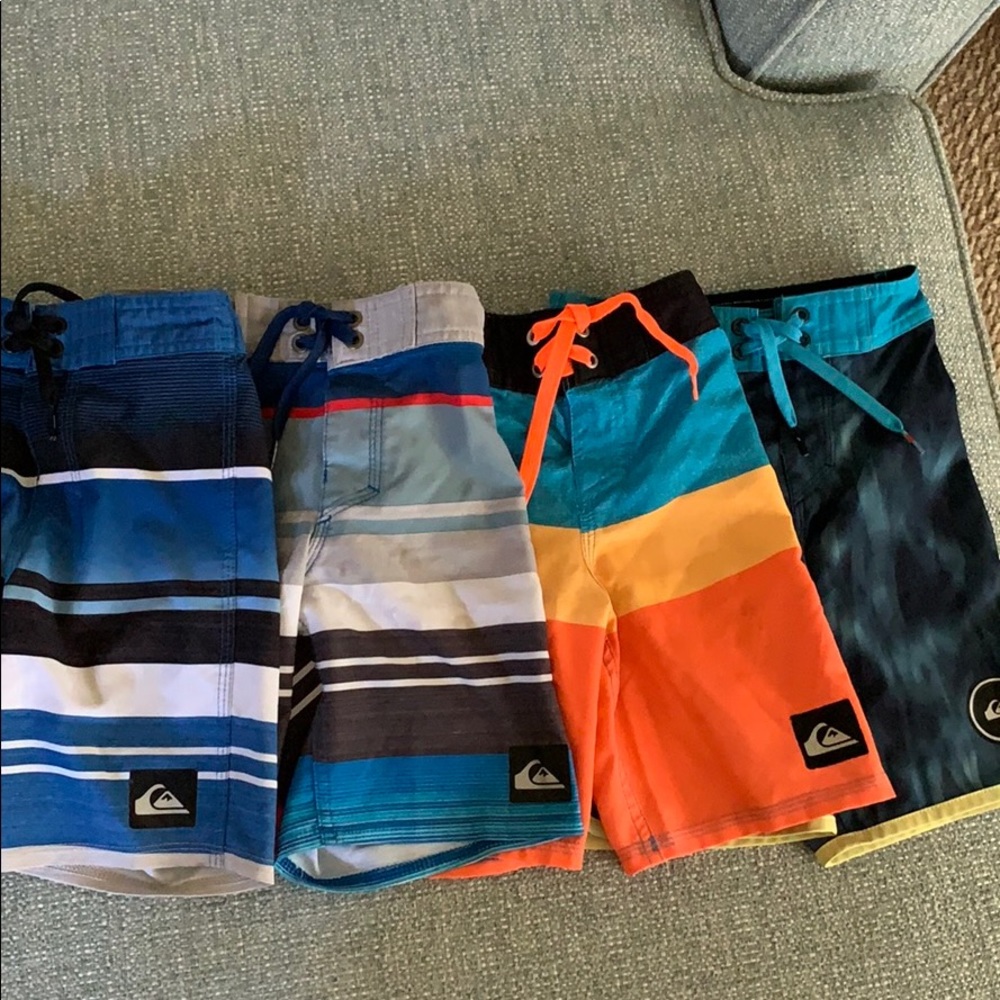Boys Quiksilver Board Short Bundle all Sz4